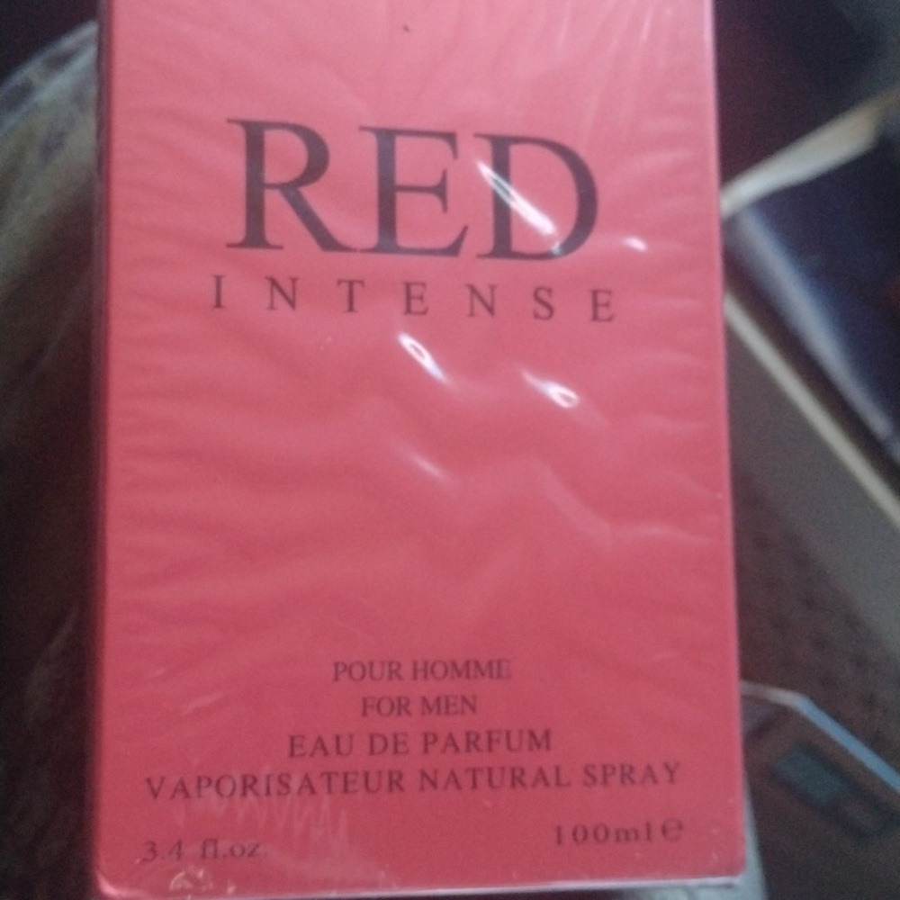 Red Intense Natural for Men